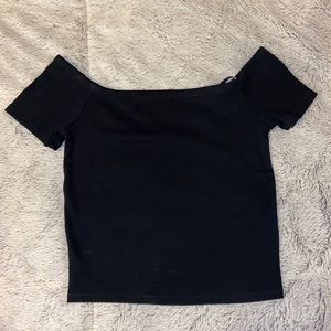 ♡︎ Super Cute Forever 21 Basic Off-The-Shoulder Black Top ♡︎